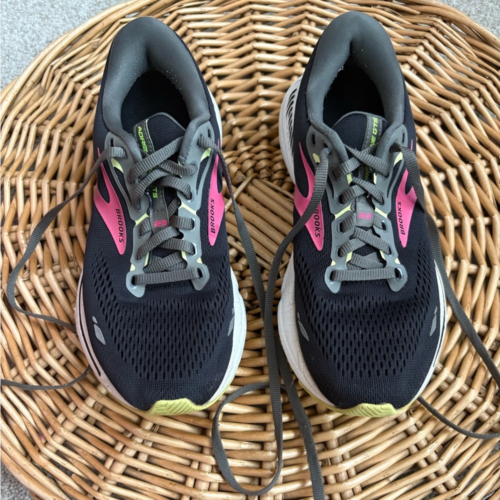 Brooks Adrenaline GTS 23 Road Running Sneakers in Black Gunmetal Green Size 7.5 - Picture 2 of 9